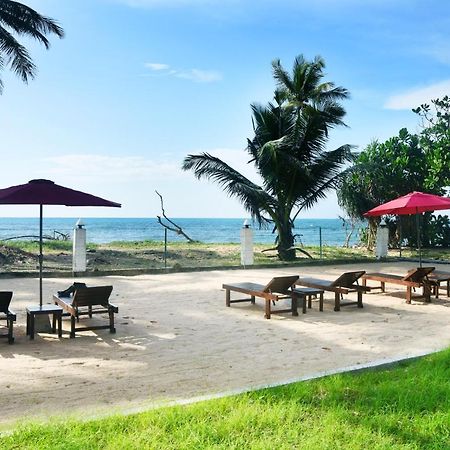 Akurala Beach Boutique Resort Exterior foto